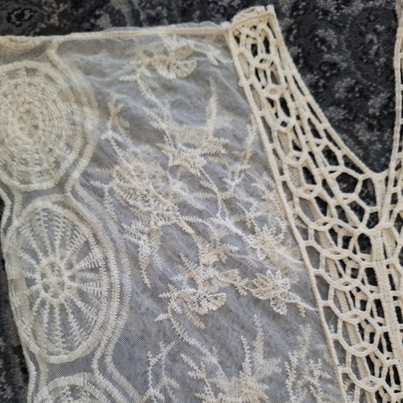 Lacey, White,  Knee length, Beach cover by Gimmicks - Picture 4 of 6